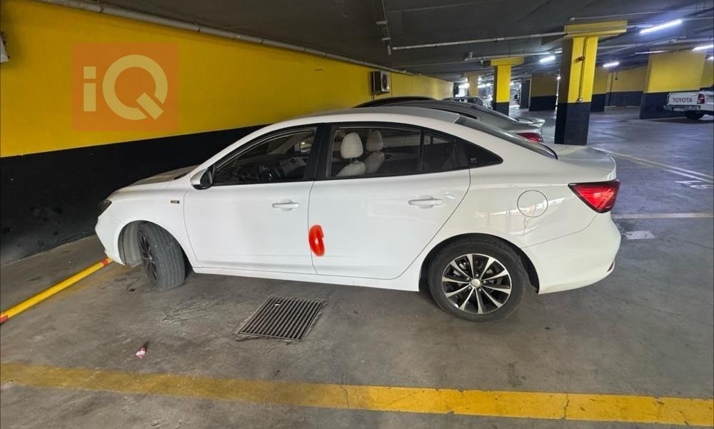 MG 5